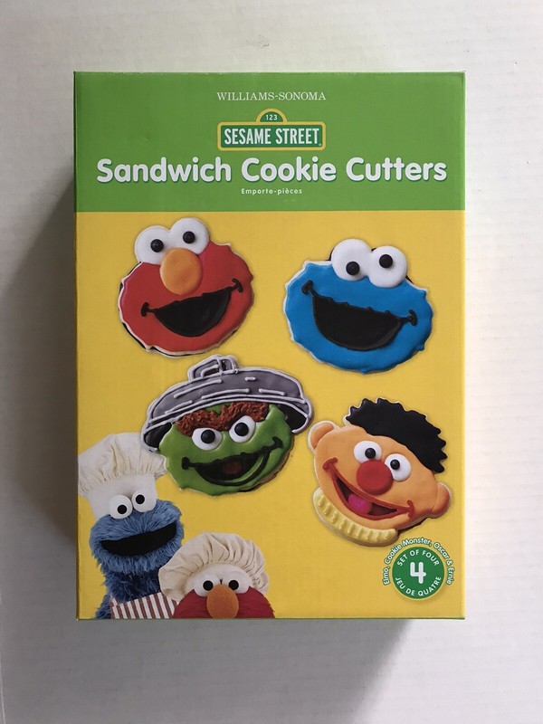Williams-Sonoma Sesame Street Sandwich Cutters – Set of 4 – New –