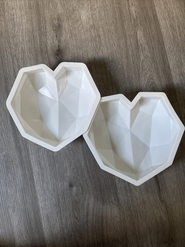 Silicone Halloween Baking Molds Diamond Cake Mold Heart Shape Chocolate DIY Mold gallery