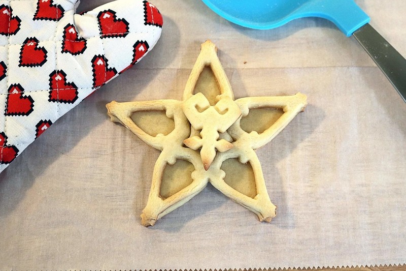 Kingdom Hearts Wayfinder Linzer Tart Cookie Cutter gallery