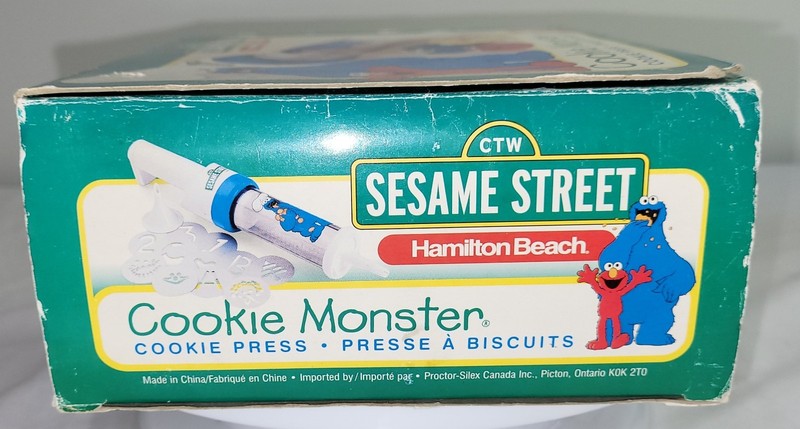 NOS Hamilton Beach Sesame Street Cookie Monster 11 Discs Press Vintage 1998 gallery