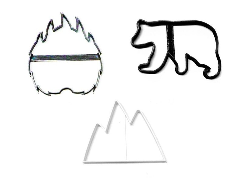 BEAR FURRY PAW MOUNTAIN OUTDOORS ANIMAL SET OF 3 COOKIE CUTTERS USA PR1420