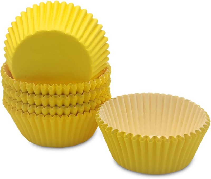 Standard Baking Cups, Classic Yellow Greaseproof Festive Cupcake Liners,