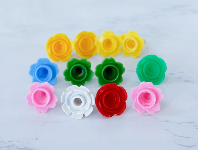 VTG Set of 12 Floral Cake Toppers Candle Holders Retro MCM Party Birthday Decor gallery