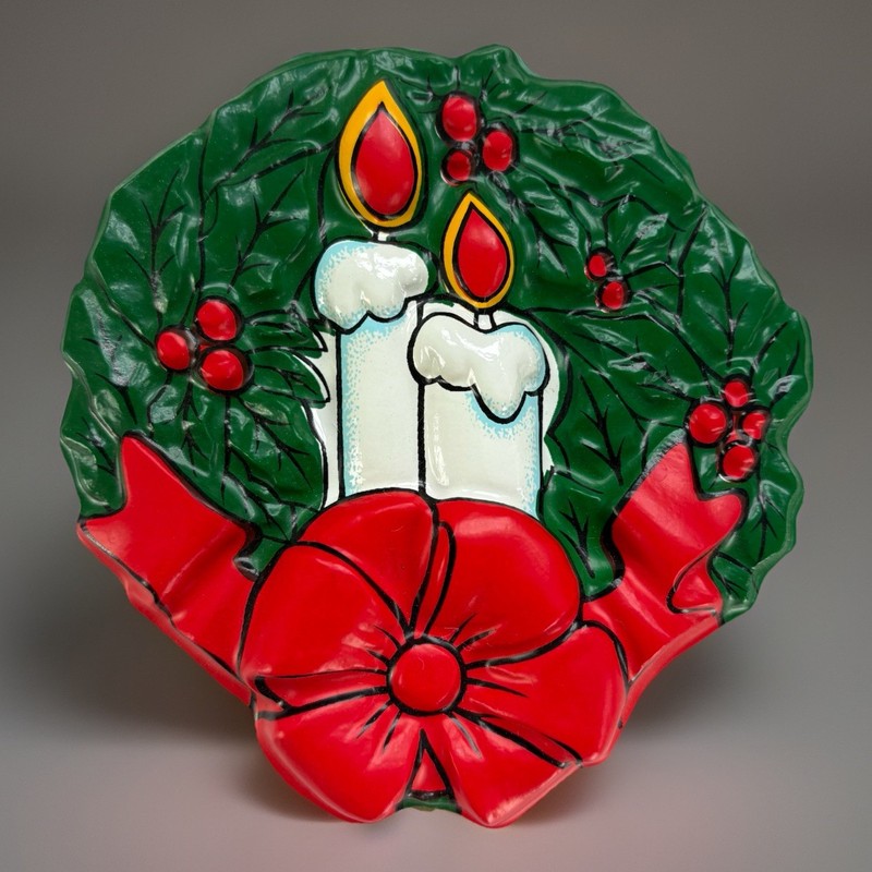 Vintage Christmas Decoration Wreath Topper Plastic Mold Bakery Pop Tops 5.5″