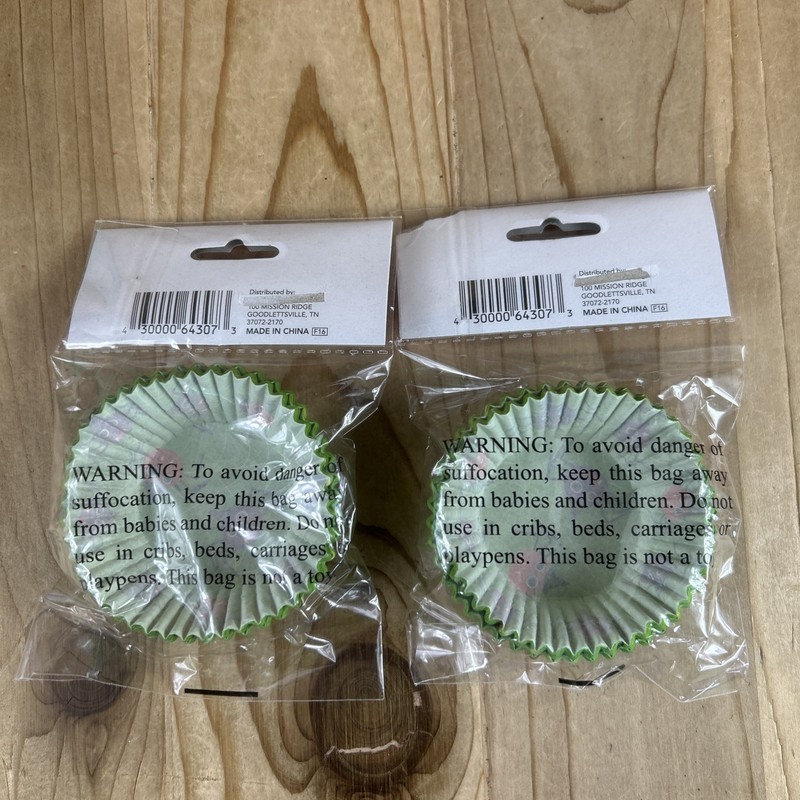 Halloween Baking Cups Picks Cupcake Liners 4x 50 Pack Spiders Bats gallery