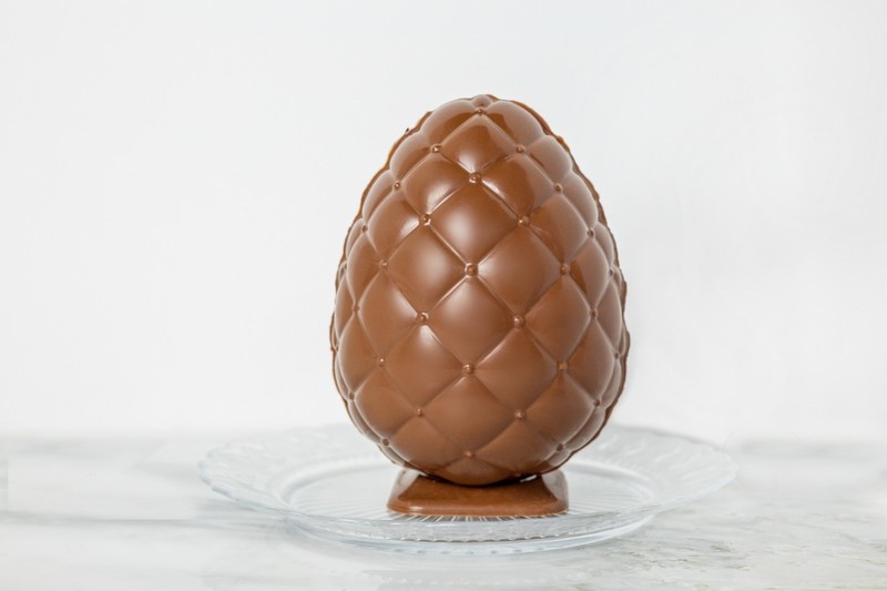 EASTER SMASH EGG/ MOLDS – 2 SETS/4 EGGS WITH SUPPORT STAND – FREE SHIPPING!