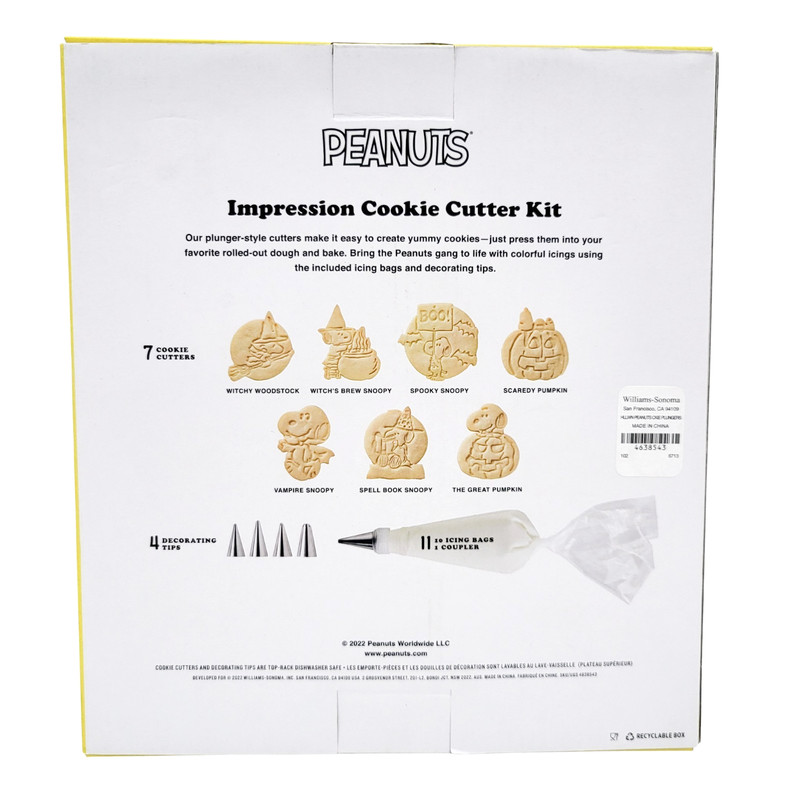 Williams Sonoma Peanuts Snoopy Halloween Cookie Cutter Kit 22-PC Plunger Style gallery