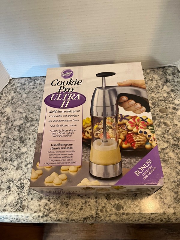 New in Box SEALED Wilton Pro Ultra II Cookie Press baking retro holiday baking gallery