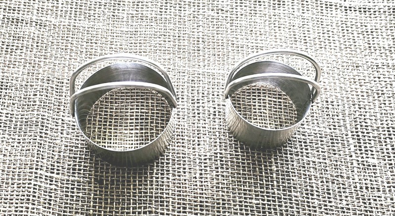 Lot Of 2 Hearth And Hand Joanna Gaines Stainless Steel Round Cookie Cutters