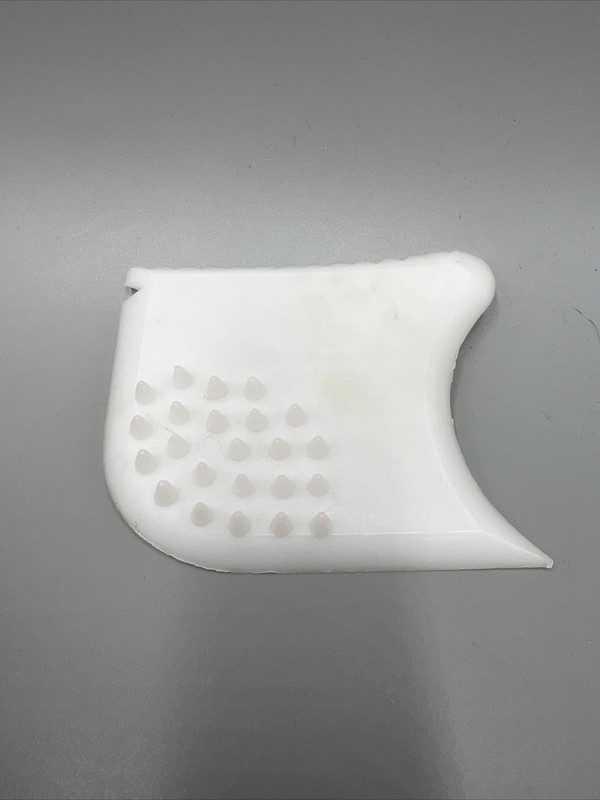 Tupperware Vintage Cake Decorator Tool, White Double Sided Frosting Trimmer.