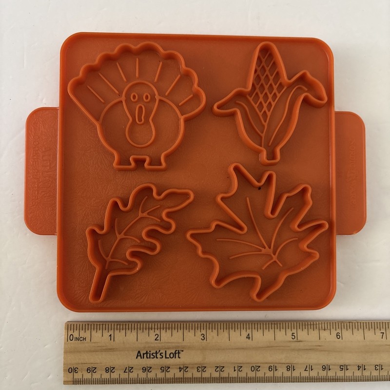 NORDIC WARE Halloween Thanksgiving COOKIE CUTTER 8 DESIGNS 2 SIDED gallery