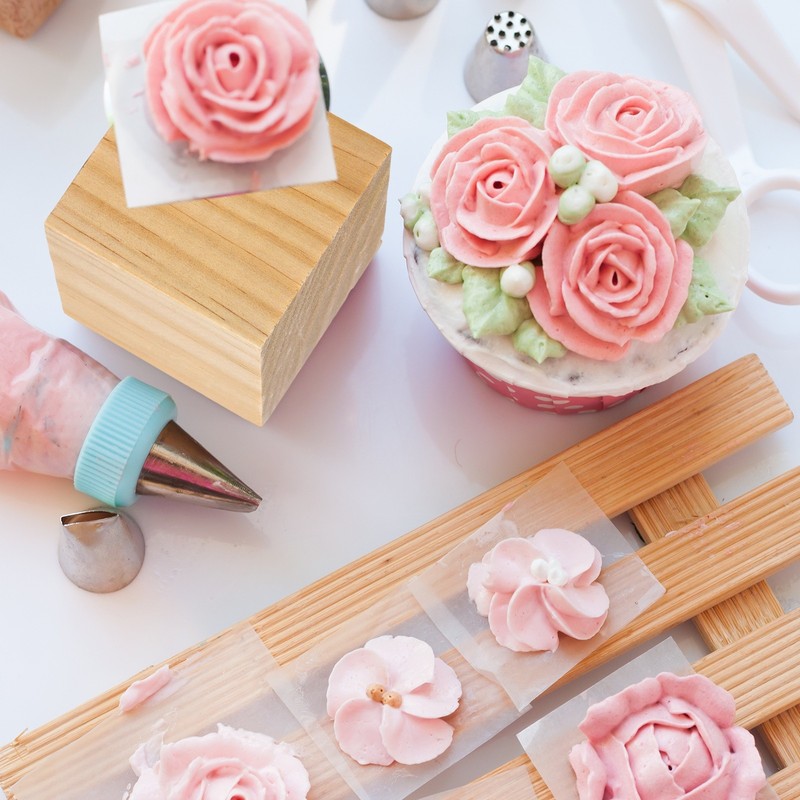 1 Set Wooden Flower Nails Holder, 3.94/1.38 Inch H S/D Hole, Wood Color gallery