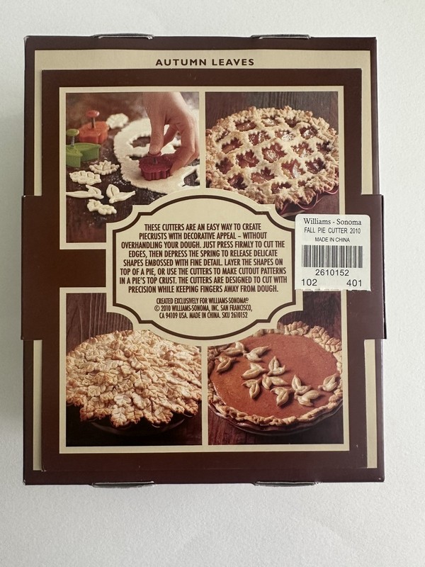 NIB Williams Sonoma Autumn Leaves Piecrust Cutters Set 2010 Fall Thanksgiving gallery