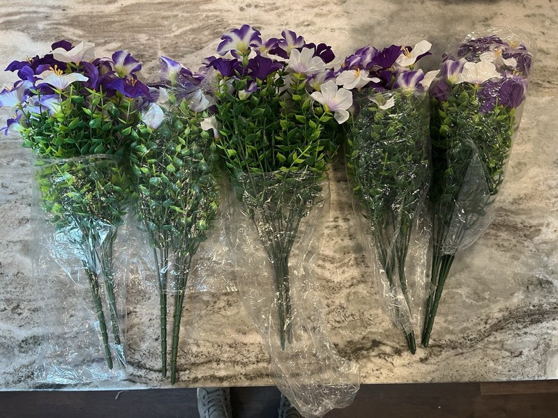 10 Bundles Artificial Pansy Flowers White&purple NEW gallery
