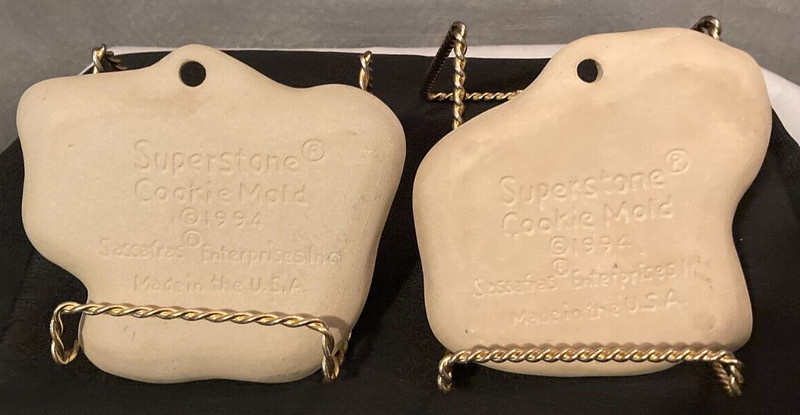 VTG 1994 Superstone Cookie Molds (2)-1 Lion &1 Gorilla-Sassafras Enterprises-EUC gallery
