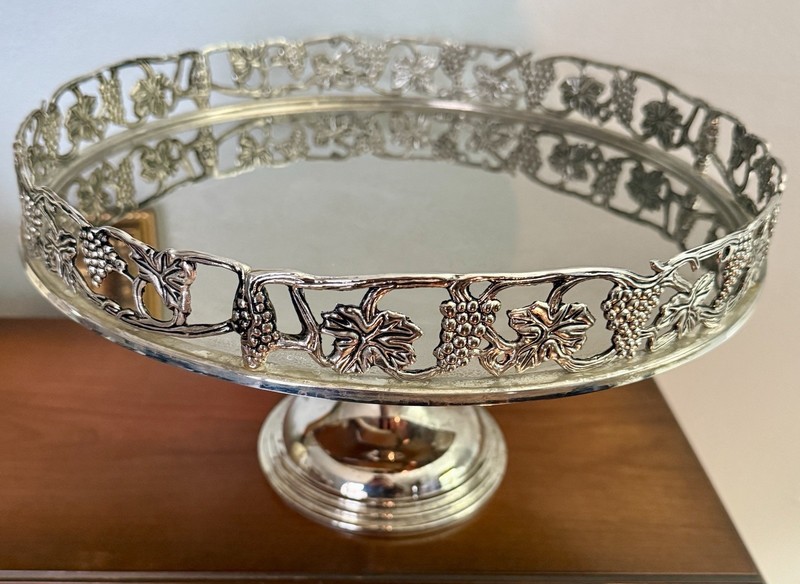 VTG Cake Stand GODINGER Silverplate Mirrored Pedestal Round Grapevine 12.5″