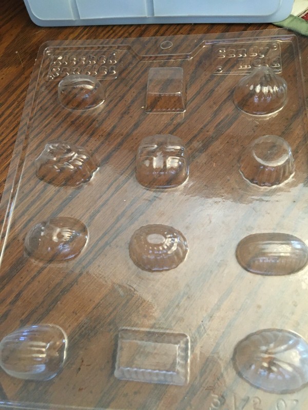 lot of 4 candy and sucker molds. Wilton, Kitchen candies, . 5 styles of sucker gallery