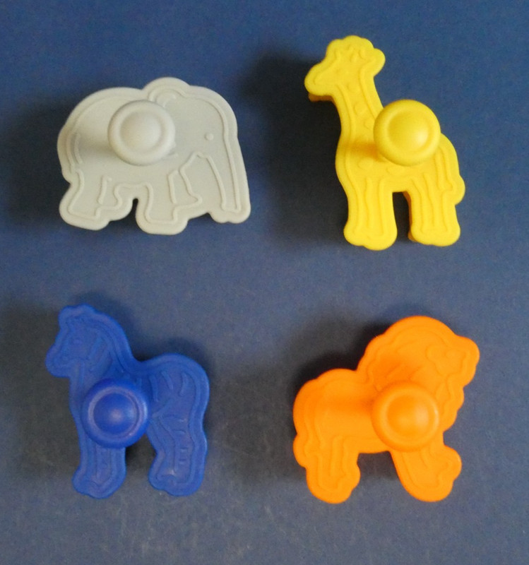 NEW, UNUSED LOT OF 4 ANIMAL 2"- 3" COOKIE STAMPERS - LION-ZEBRA-GIRAFFE-ELEPHANT gallery