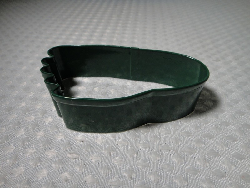 Metal Foot Green Cookie Cutter gallery