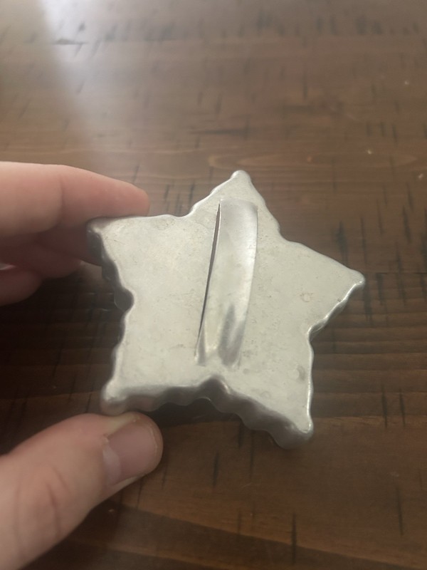 Silvertone Metal 3" Star with Handle Cookie Cutter Art Mold gallery