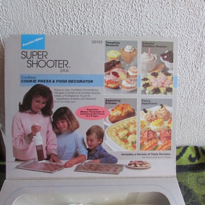*** Complete Proctor -Silex Super Shooter. Cookie Press & Cake Decorator. ***** gallery