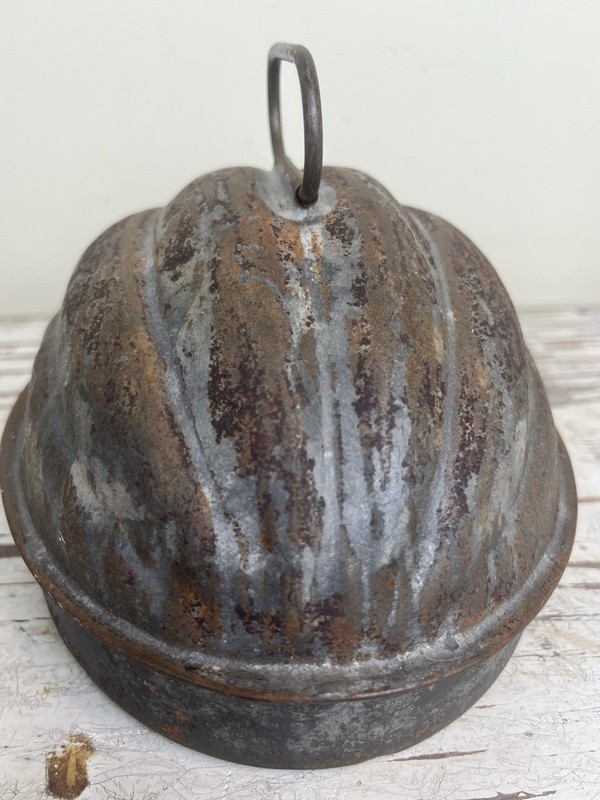 Vintage Oval Country Scalloped Serving Tray Dome, Mold, Dish W/Rust Worn Patina gallery