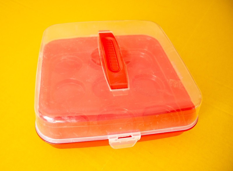 Red 9-cake Plastic Cupcake Carrier - by Sure Fresh - 2 pieces gallery