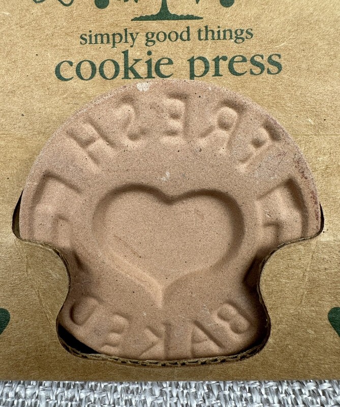 NEW Shaker Hearth "Heart - Fresh Baked" Wilton Terracotta Vintage Cookie Press gallery