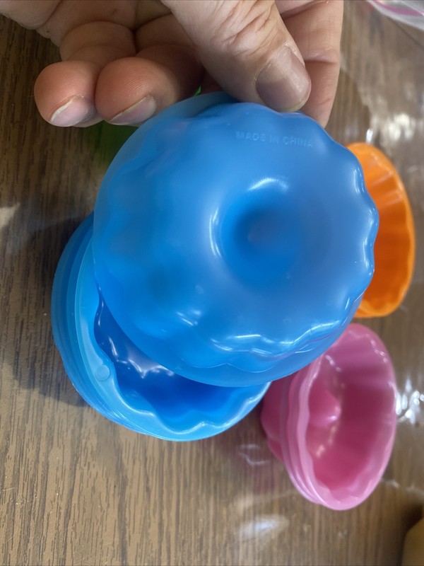 15 PC Jello / Pudding Cups Reusable Mold Set gallery