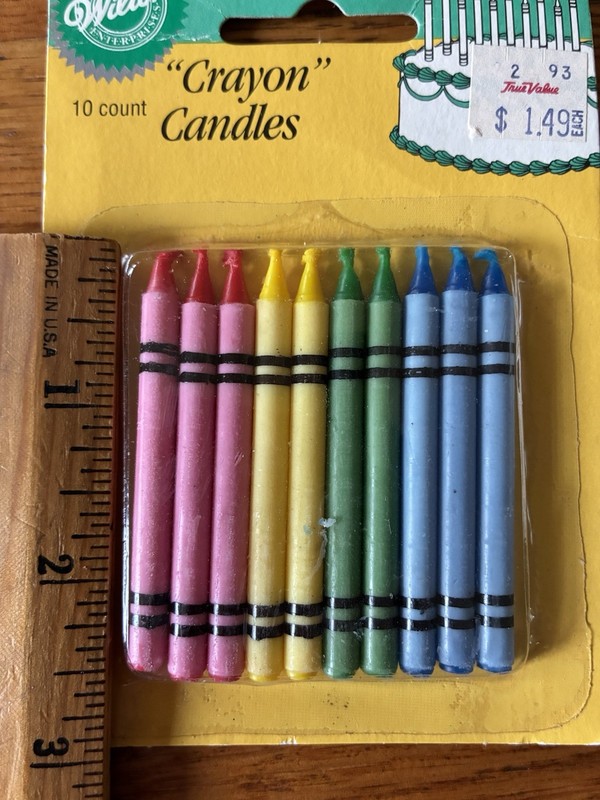 Vintage 1991 Wilton Crayon Candles 10-count Pack Birthday Celebration NOS gallery