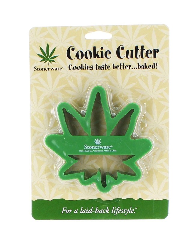 Stonerware Pot Leaf Shaped Cookie Cutter gallery