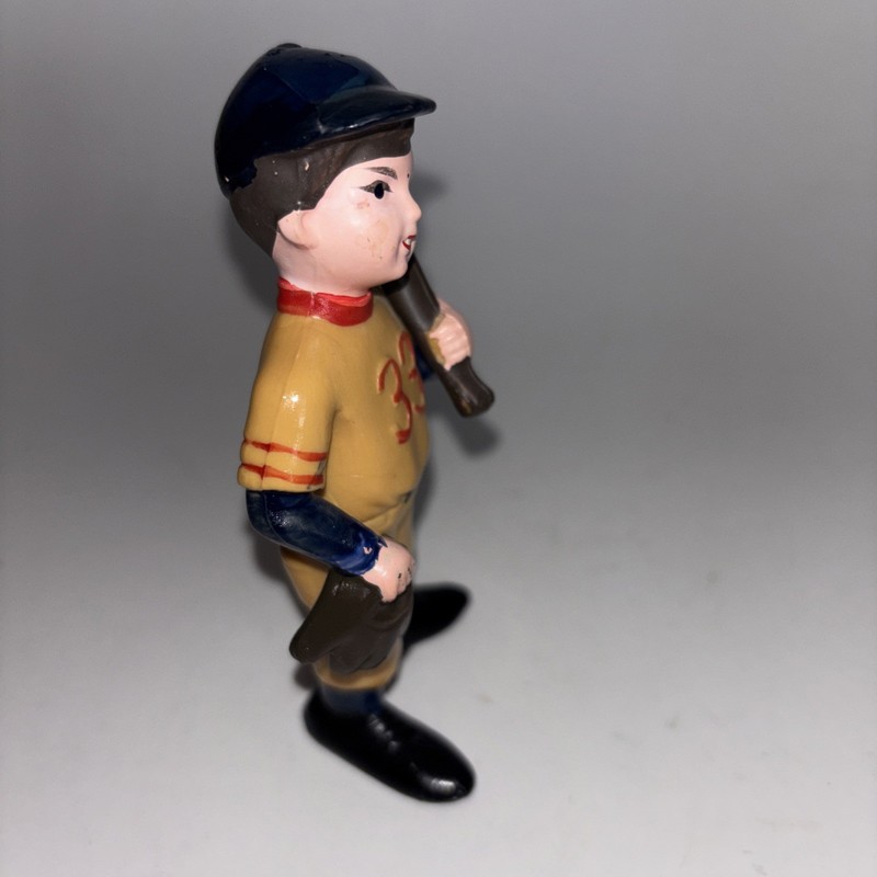 4.4" Vintage 1970s Wilton Chicago #33 Baseball Player Figurine Cake Topper F8-8 gallery