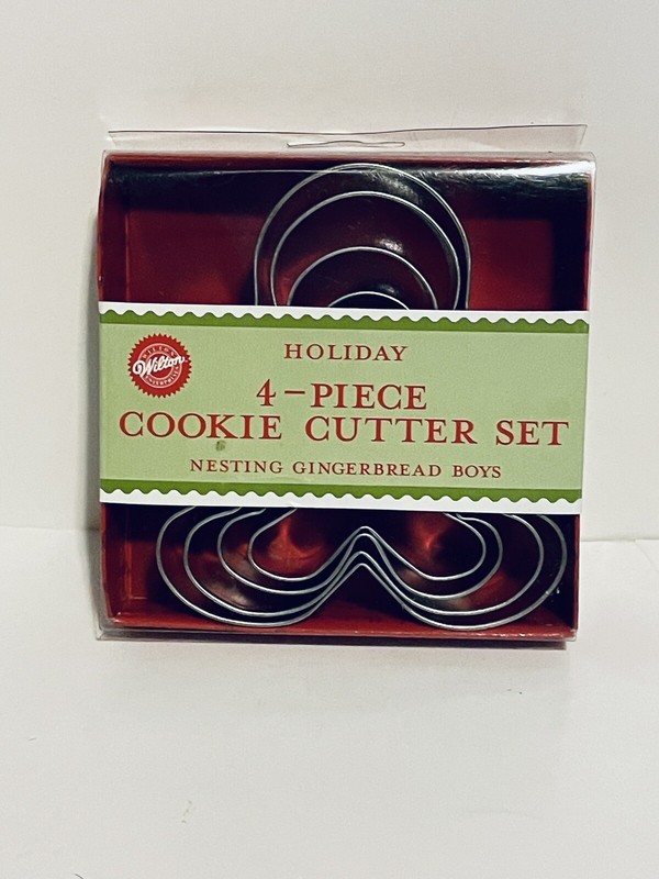 2002 Wilton Nesting Gingerbread Boys Metal Cookie Cutter Set of 4 New in Box
