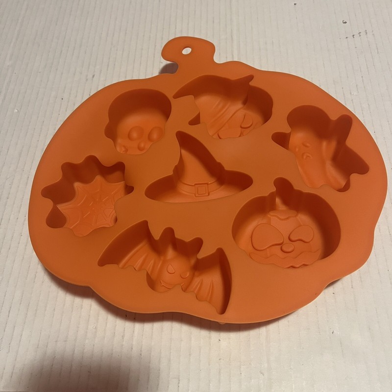 Halloween Pumpkin Skull Silicone Mold Chocolate Jello Fall Holiday Orange New