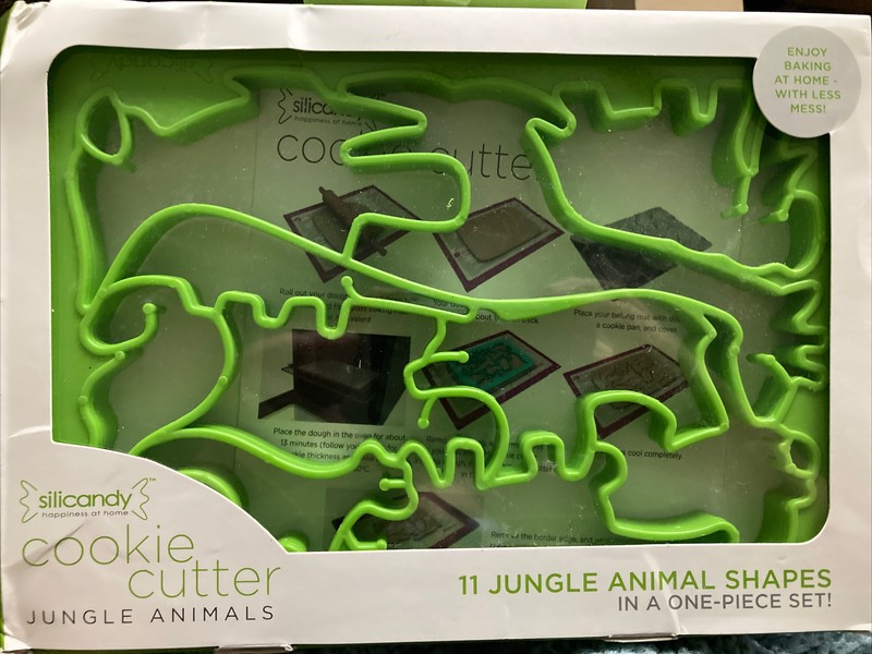 Silicandy Cookie Cutter 8×11 Multi Animal Jungle green 11 in 1 Baking BPA free