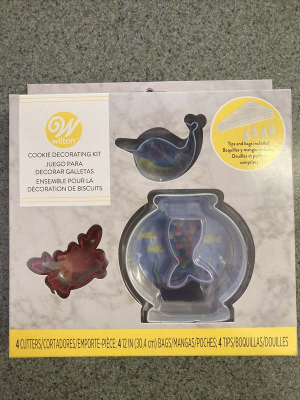 Wilton Sea Life 12 pc Cookie Decorating Kit Mermaid Crab Whale Cookie Cutters
