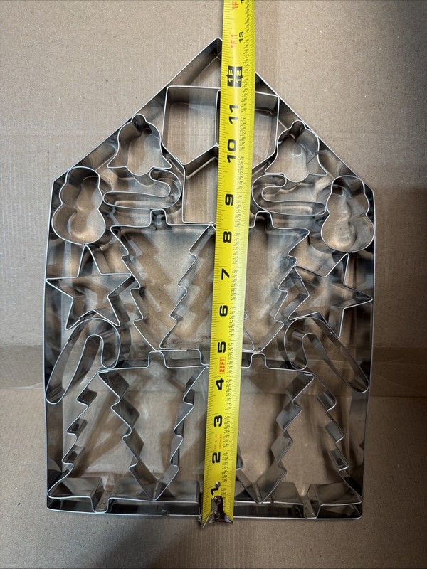 21 Cookie Sheet Cookie Cutter Multiple Christmas Shapes in one Press (Vintage?) gallery