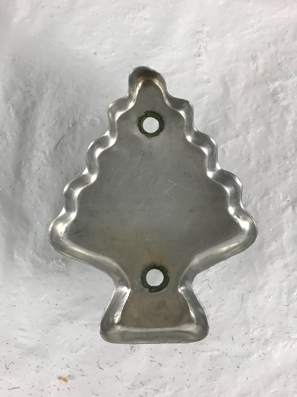 6 vintage Aluminum Green Handle Metal Cookie Cutters Animals, Tree & Man Shape gallery