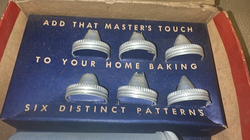 Vintage 50's Lorraine Aluminum Cake Decorator Set With Six Tips In Original Box gallery