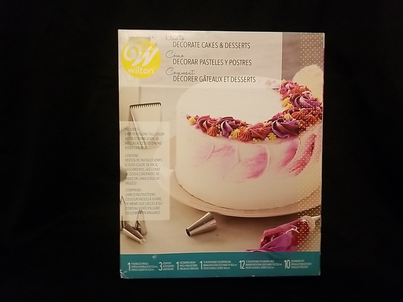 Wilton 28 Piece Cake Decorating Kit With Piping Tips Spatula And Couplers