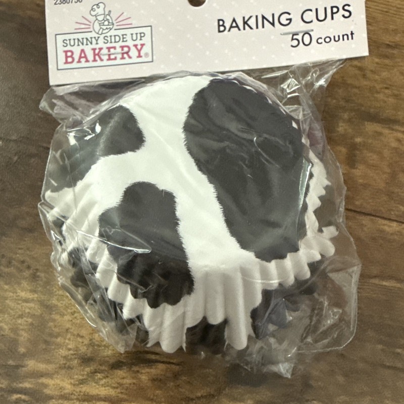 NEW Cute Cow Print Cupcake Baking Cup Liners – 50 cups