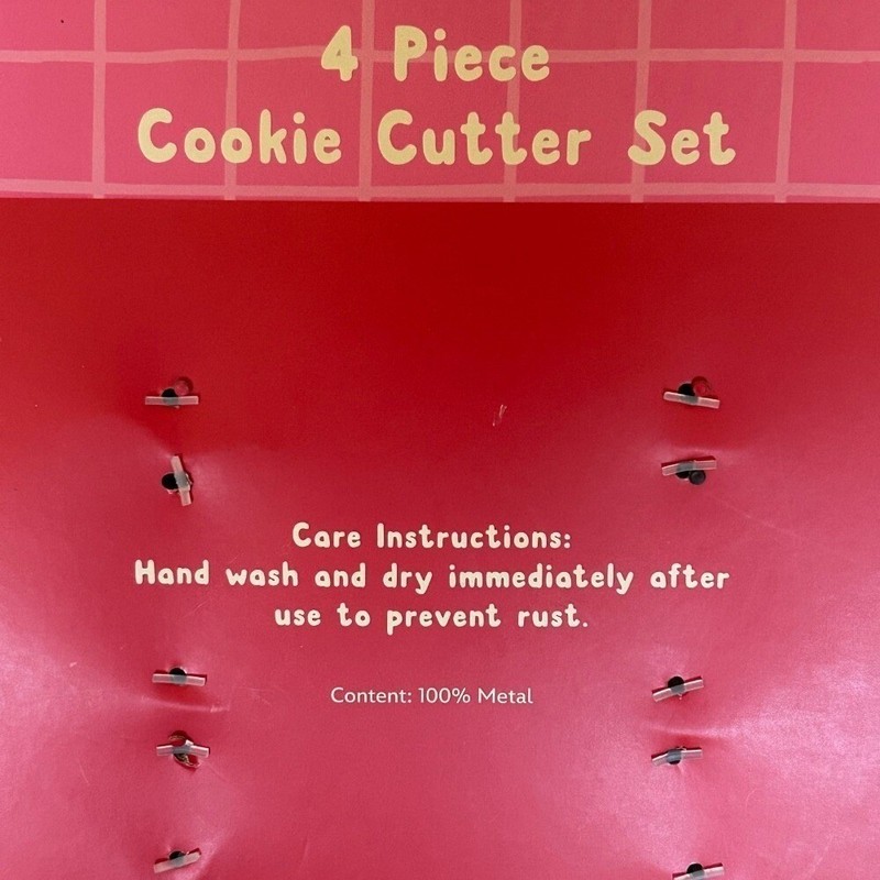 Disney Mickey and Minnie Mouse 4 Piece Metal Cookie Cutter Set Valentine NWT gallery