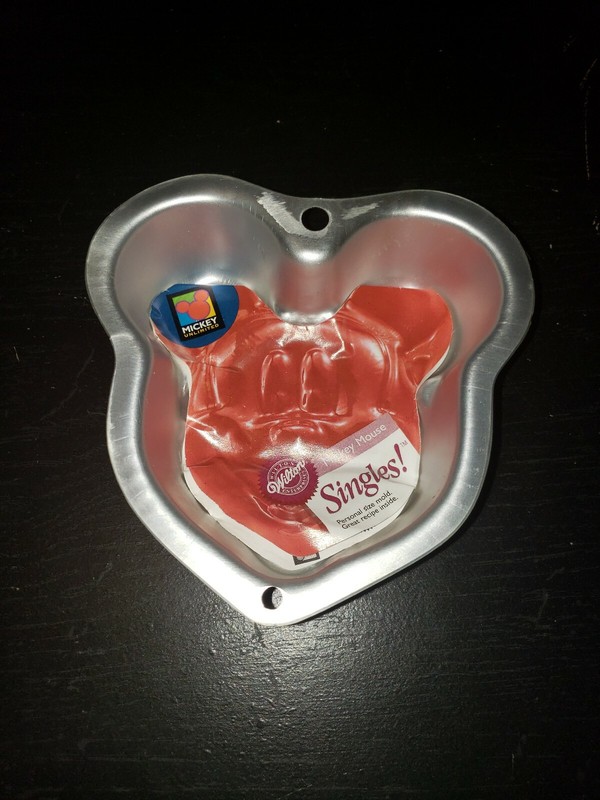 Wilton Mickey Mouse Singles Mold (2105-1136) never used