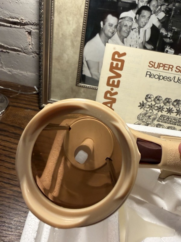 Vintage WearEver Super Shooter Electric Cookie Press Set Model 70123, 12 Discs gallery