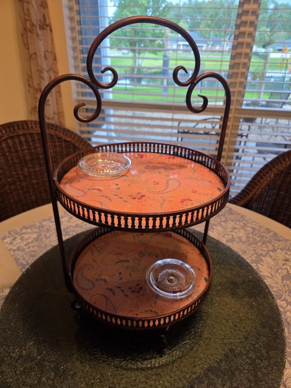 VTG Tracy Porter 2-Tier Artesian Road Dessert Display Stand Paisley Glass Top