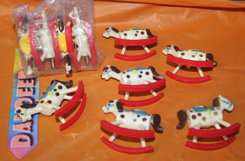 10 Piece Vintage Wilton 1978 Retro Rocking Horse plastic Cake Toppers Display gallery