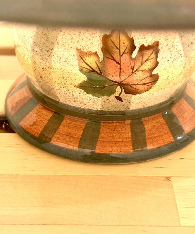 World Bazaars Inc. Handpainted Maple leaf Ceramic Pedestal Cake Dish 11” gallery