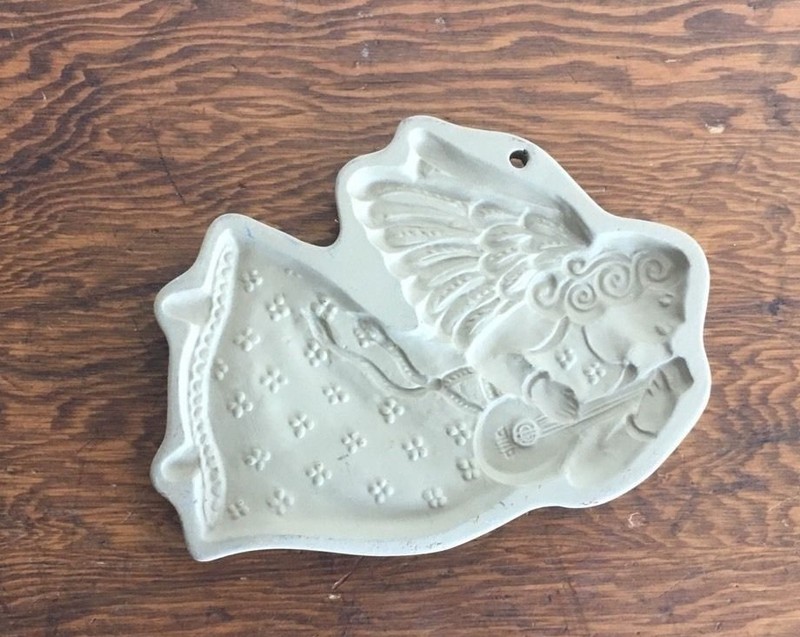 1986 Angel Brown Bag Cookie Art Mold – Retired – Playing Instrument