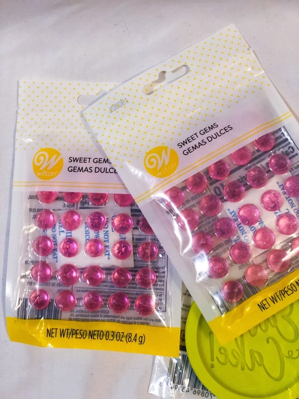 Wilton Cupcake Fondant Mold and Pink Isomalt Gems Baking Tools Cookies Desserts gallery