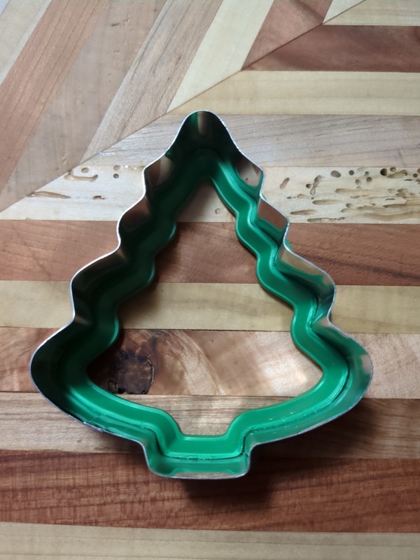 Comfort Grip Metal Rubber Tree Sandwich Cookie Cutter gallery